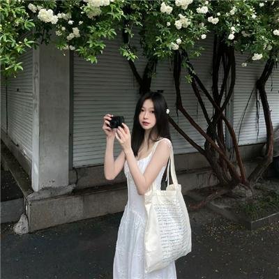 铁娘子：坚固柔情
